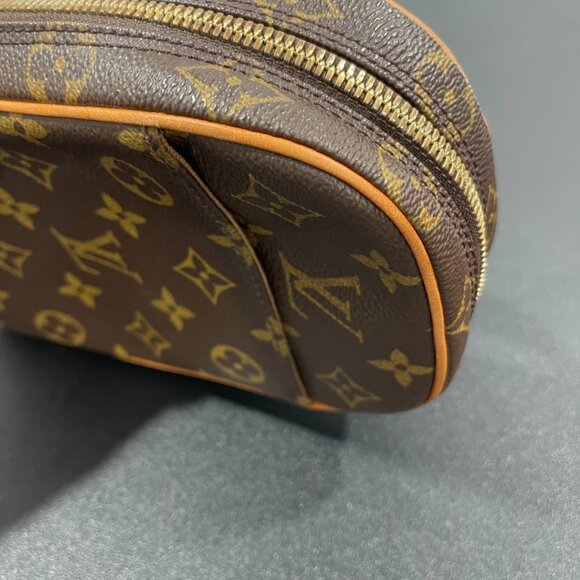 Louis Vuitton Monogram Pochette Gangu Sling/Crossbody Bag (JB1051) - Picture 8 of 14